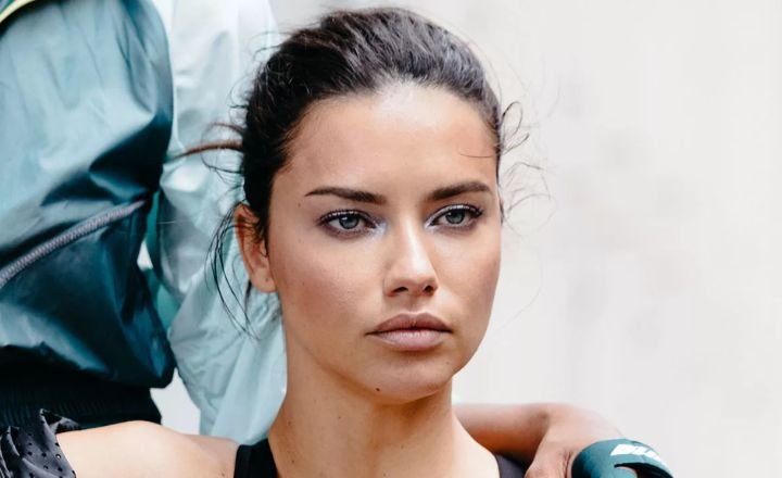 Adriana Lima Net Worth